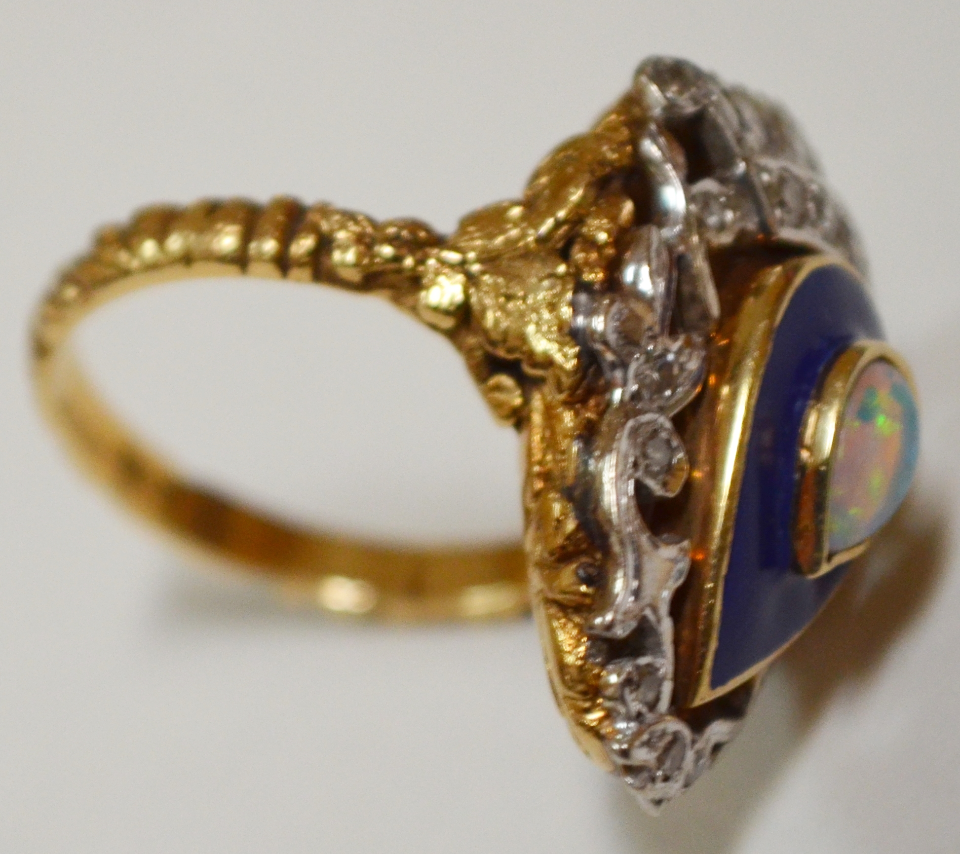 DIAMOND OPAL & ENAMEL RING