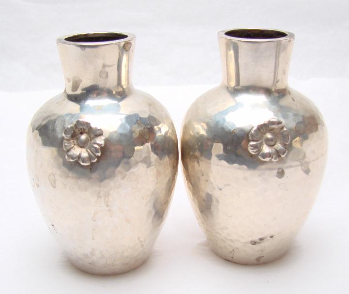 MINI SILVER VASES