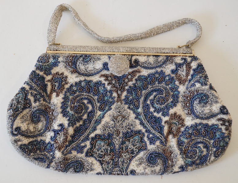 VINTAGE BEADED PURSE