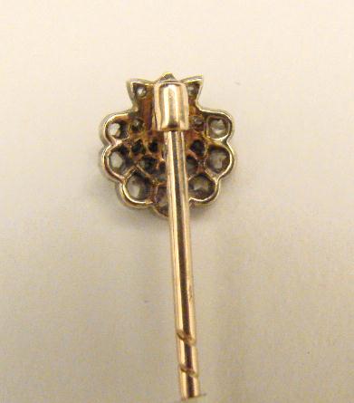 CLAMSHELL DIAMOND STICK PIN