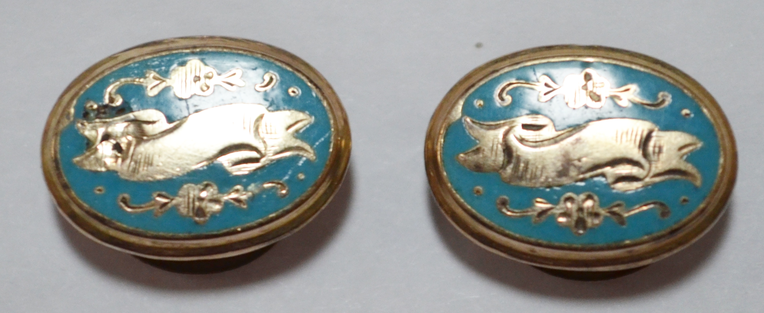 ENAMEL CUFF BUTTONS - ANTIQUE